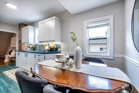 Photo 22 at 33 South Bonnington Avenue, Cliffside, Toronto