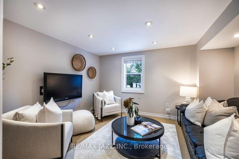 Photo 25 at 33 South Bonnington Avenue, Cliffside, Toronto