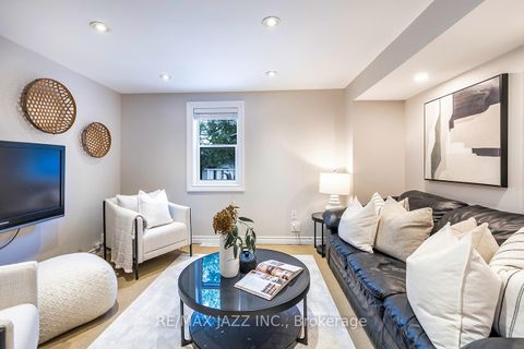 Photo 26 at 33 South Bonnington Avenue, Cliffside, Toronto