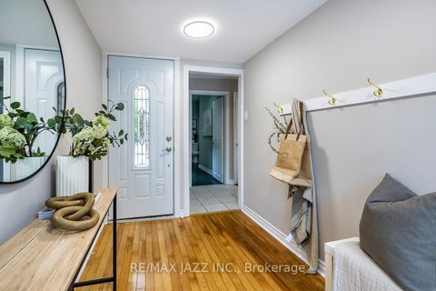 Photo 29 at 33 South Bonnington Avenue, Cliffside, Toronto