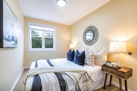 Photo 39 at 33 South Bonnington Avenue, Cliffside, Toronto