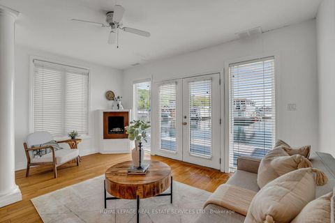Photo 15 at 8 - 7 Brimley Road S, Cliffcrest, Toronto