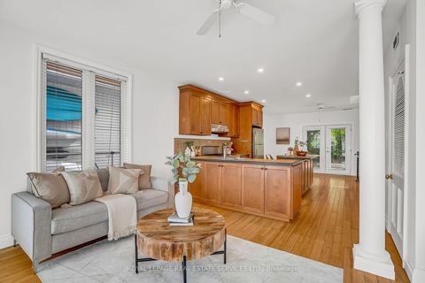 Photo 18 at 8 - 7 Brimley Road S, Cliffcrest, Toronto
