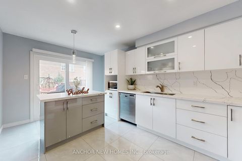Photo 9 at 60 Coyote Crescent, Rouge E11, Toronto
