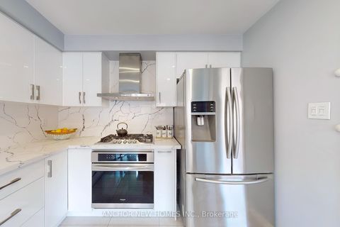 Photo 10 at 60 Coyote Crescent, Rouge E11, Toronto