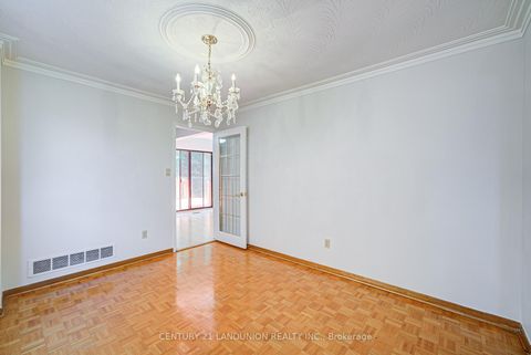 Photo 6 at 12B Burnt Bark Drive, Steeles, Toronto