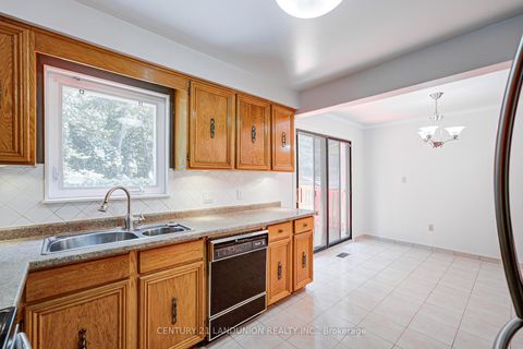 Photo 10 at 12B Burnt Bark Drive, Steeles, Toronto