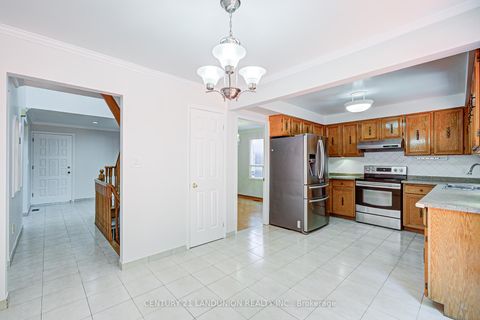 Photo 12 at 12B Burnt Bark Drive, Steeles, Toronto