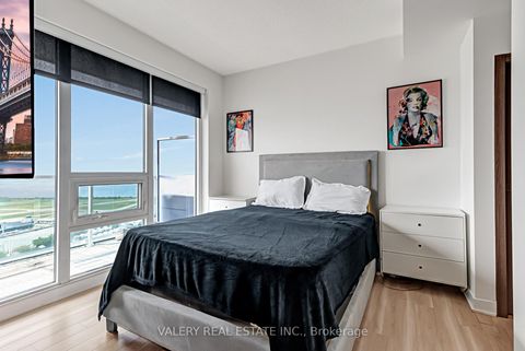 Photo 3 at 4516 - 17 Bathurst Street, Waterfront Communities C1, Toronto