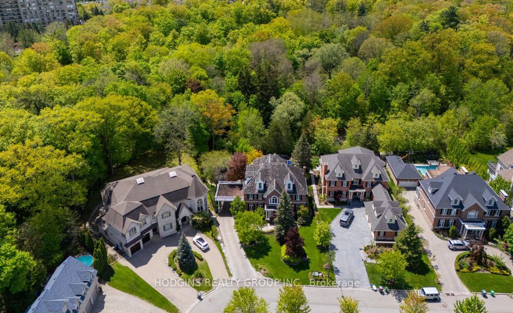 3264 Barchester Court, Erin Mills, Mississauga by Loree Meneguzzi Real Estate 3264 Barchester Court, Erin Mills, Mississauga