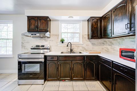 Photo 7 at 1 - 20 Crockamhill Drive, Agincourt North, Toronto