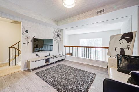 Photo 16 at 1 - 20 Crockamhill Drive, Agincourt North, Toronto