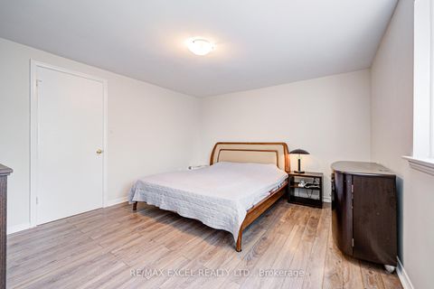 Photo 18 at 1 - 20 Crockamhill Drive, Agincourt North, Toronto