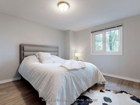 Photo 22 at 308 Petheram Place, Glenway Estates, Newmarket