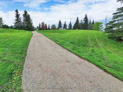 Photo 35 at 308 Petheram Place, Glenway Estates, Newmarket