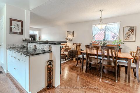 Photo 3 at 132 Benson Drive, Northwest, Barrie