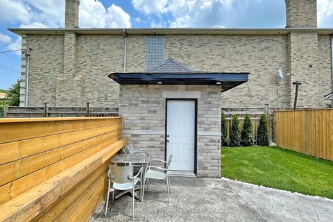 Photo 23 at 19 Bicknell Avenue, Eglinton West, Toronto Photo 23 at 19 Bicknell Avenue, Eglinton West, Toronto