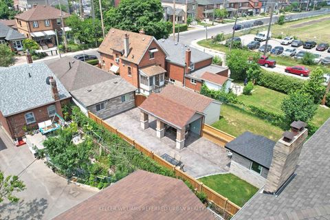 Photo 36 at 19 Bicknell Avenue, Eglinton West, Toronto