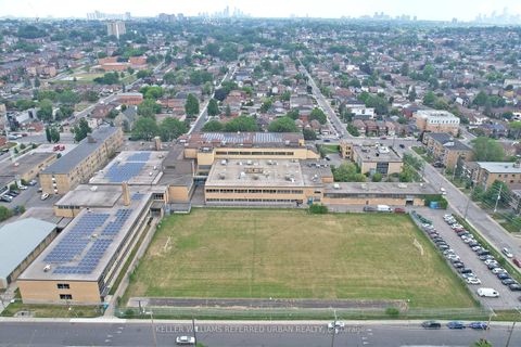 Photo 46 at 19 Bicknell Avenue, Eglinton West, Toronto