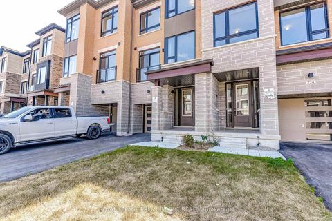 Photo 4 at 220 TENNANT Circle, Vellore Village, Vaughan