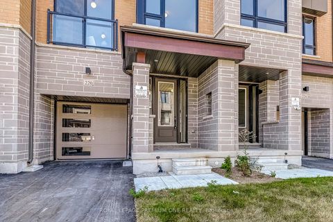 Photo 5 at 220 TENNANT Circle, Vellore Village, Vaughan