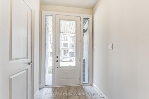 Photo 7 at 220 TENNANT Circle, Vellore Village, Vaughan