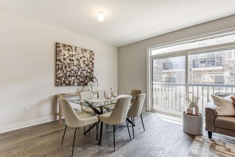 Photo 18 at 220 TENNANT Circle, Vellore Village, Vaughan