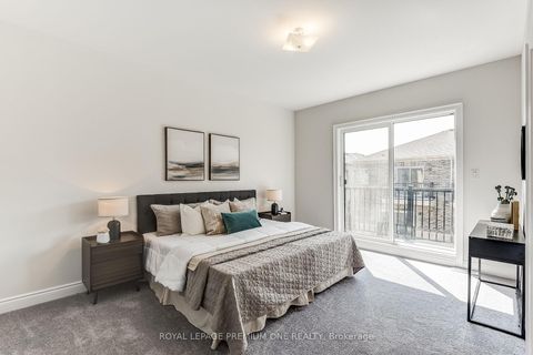 Photo 32 at 220 TENNANT Circle, Vellore Village, Vaughan
