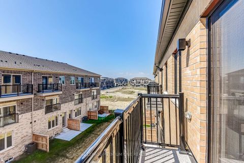 Photo 37 at 220 TENNANT Circle, Vellore Village, Vaughan