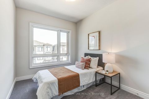 Photo 44 at 220 TENNANT Circle, Vellore Village, Vaughan