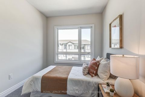 Photo 45 at 220 TENNANT Circle, Vellore Village, Vaughan