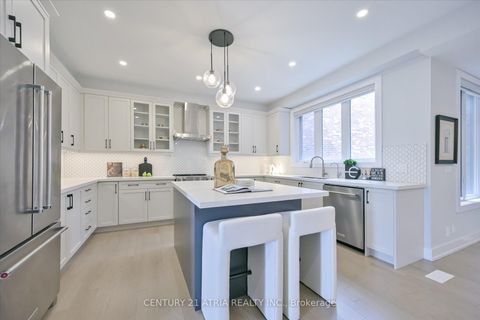 Photo 11 at 17 Kohn Lane, Angus Glen, Markham