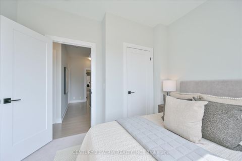 Photo 32 at 17 Kohn Lane, Angus Glen, Markham