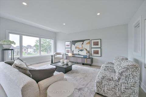 Photo 38 at 17 Kohn Lane, Angus Glen, Markham