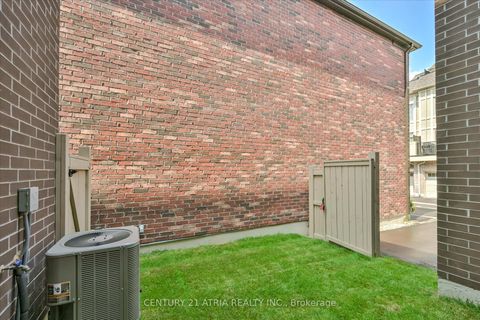 Photo 46 at 17 Kohn Lane, Angus Glen, Markham