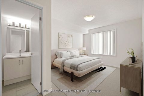 Photo 20 at TH73 - 39 Honeycrisp Crescent, Vaughan Corporate Centre, Vaughan