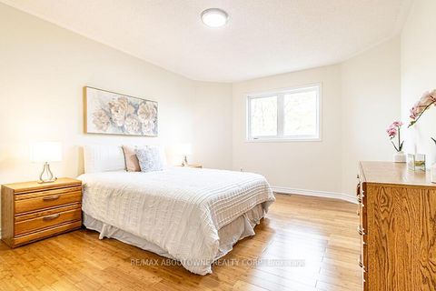 Photo 18 at 2140 GLENHAMPTON Road, WM Westmount, Oakville