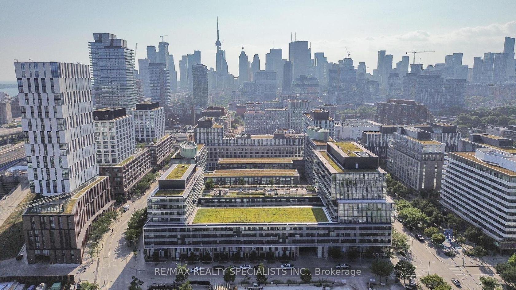 N365 - 35 ROLLING  MILLS Road, Waterfront Communities C8, Toronto 