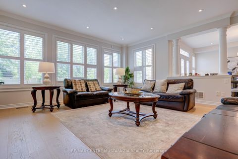 Photo 11 at 2522 Lyndhurst Drive, JC Joshua Creek, Oakville