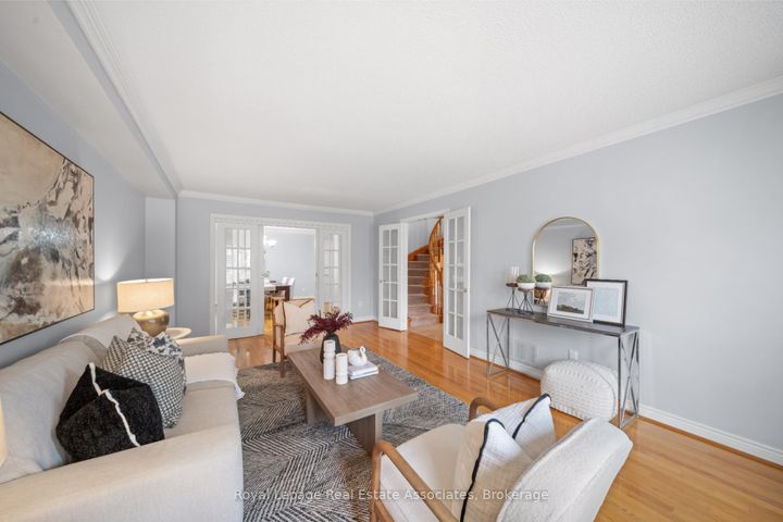 Photo 7 at 3723 Trelawny Circle, Lisgar, Mississauga