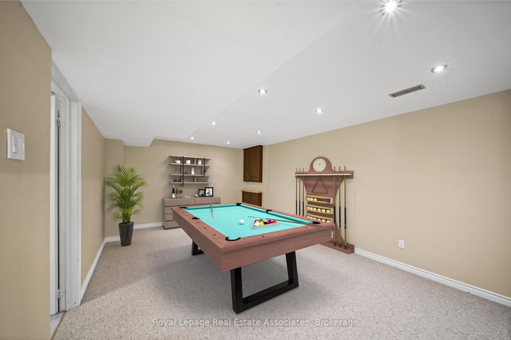 Photo 35 at 3723 Trelawny Circle, Lisgar, Mississauga