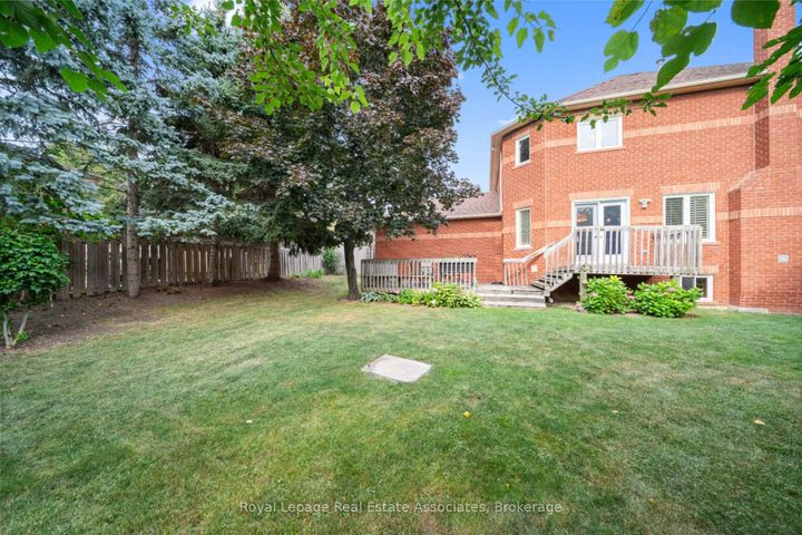 Photo 41 at 3723 Trelawny Circle, Lisgar, Mississauga
