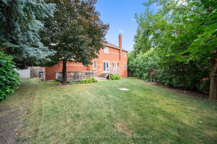 Photo 42 at 3723 Trelawny Circle, Lisgar, Mississauga