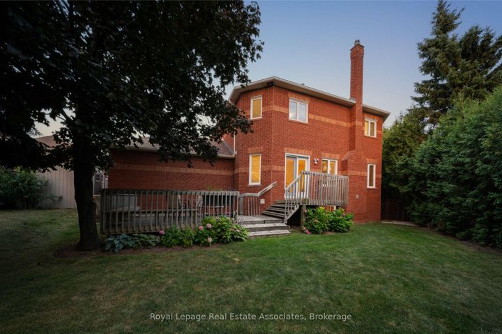 Photo 45 at 3723 Trelawny Circle, Lisgar, Mississauga