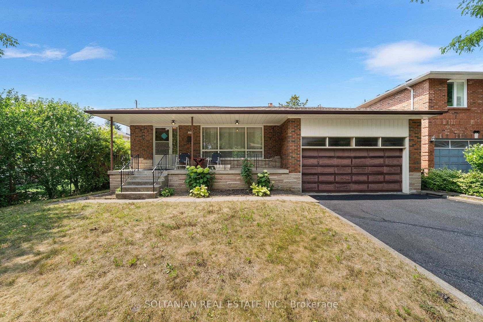 444 Longmore Street, Willowdale East, Toronto by Loree Meneguzzi Real Estate 444 Longmore Street, Willowdale East, Toronto