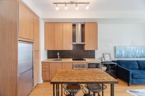 Photo 9 at 920 - 20 John Street, Waterfront Communities C1, Toronto