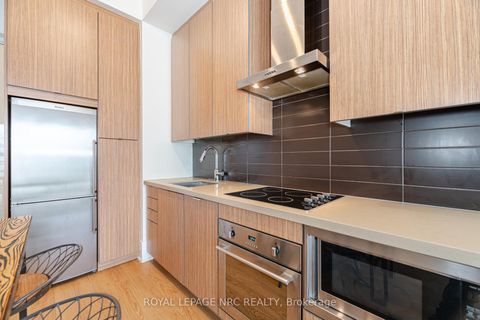 Photo 10 at 920 - 20 John Street, Waterfront Communities C1, Toronto