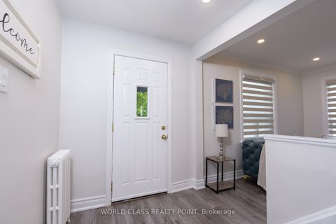 Photo 3 at 152 Ferris Road, Parkview, Toronto