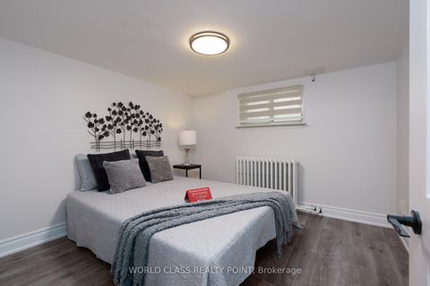 Photo 24 at 152 Ferris Road, Parkview, Toronto