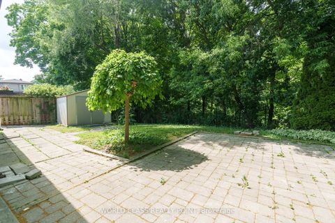 Photo 25 at 152 Ferris Road, Parkview, Toronto
